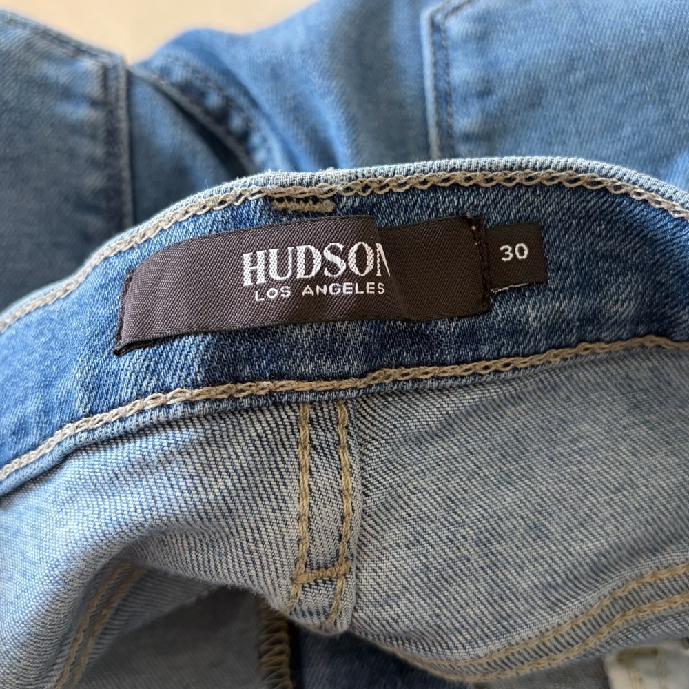 Hudson Jeans Nico Super Skinny Jeans.
Women’s Size 30 - Picture 4 of 12